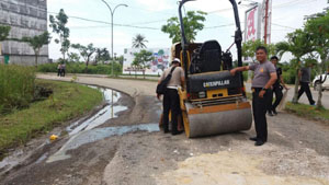 Jalan di Riau Banyak Rusak, Anggaran Pemeliharaan Minim